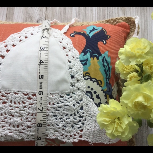 NEW STYLE BOHO WHITE CROCHET KNIT LINED BRALETTE - Picture 6 of 8